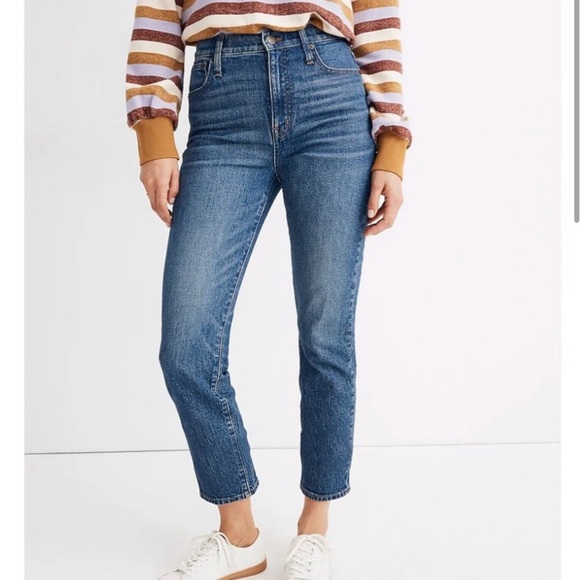 Madewell Classic Straight Jean - Picture 1 of 3